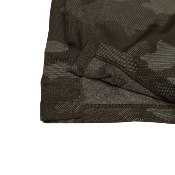 lululemon athletica T.H.E. Short 7" Mesh *Linerless - Picture 2 of 7